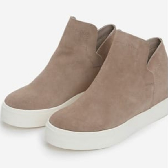 wrangle steve madden